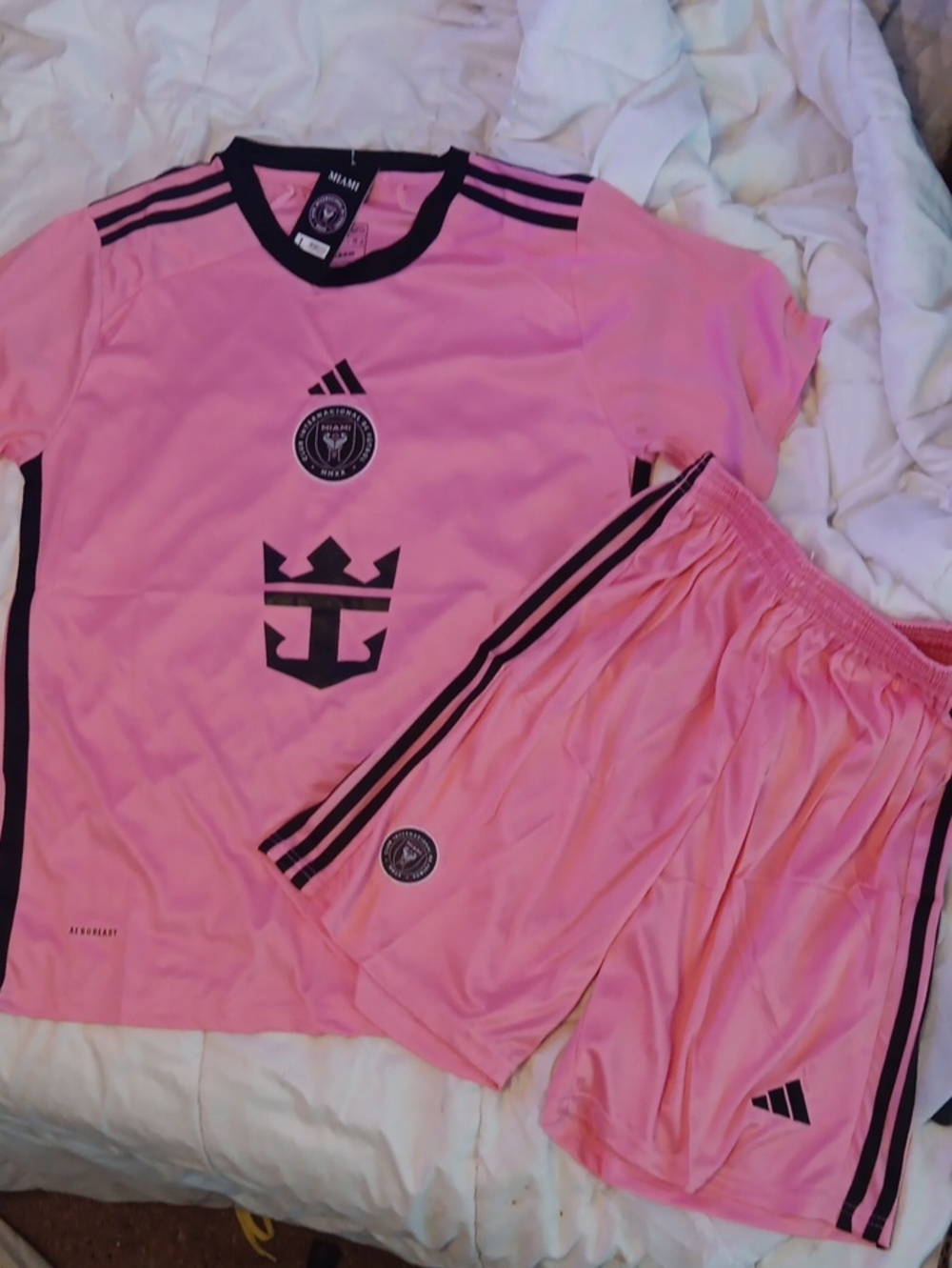 Adidas NWT MIAMI INTERNATIONAL DE FUTBOL Soccer Jersey & Shorts Set SZ L
